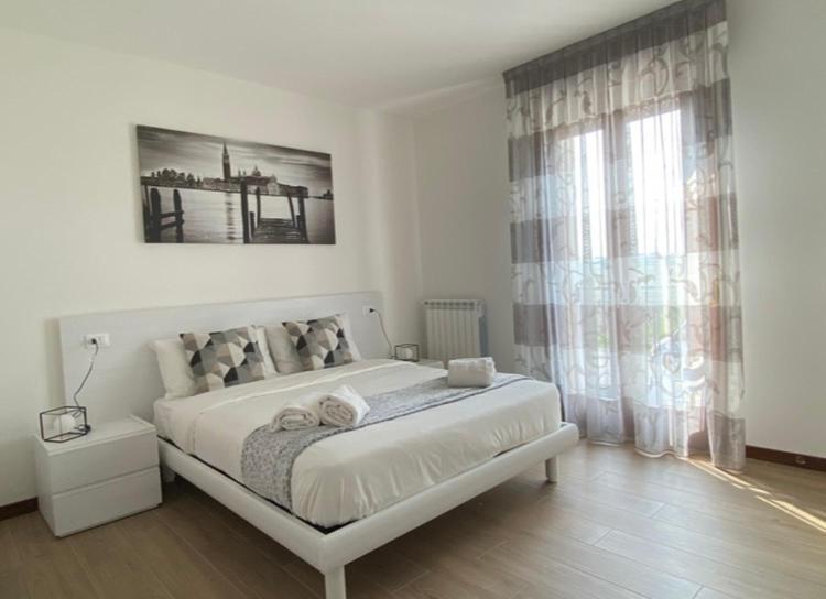 Residence Outlet Vivaldi Новента-ди-Пьяве Экстерьер фото